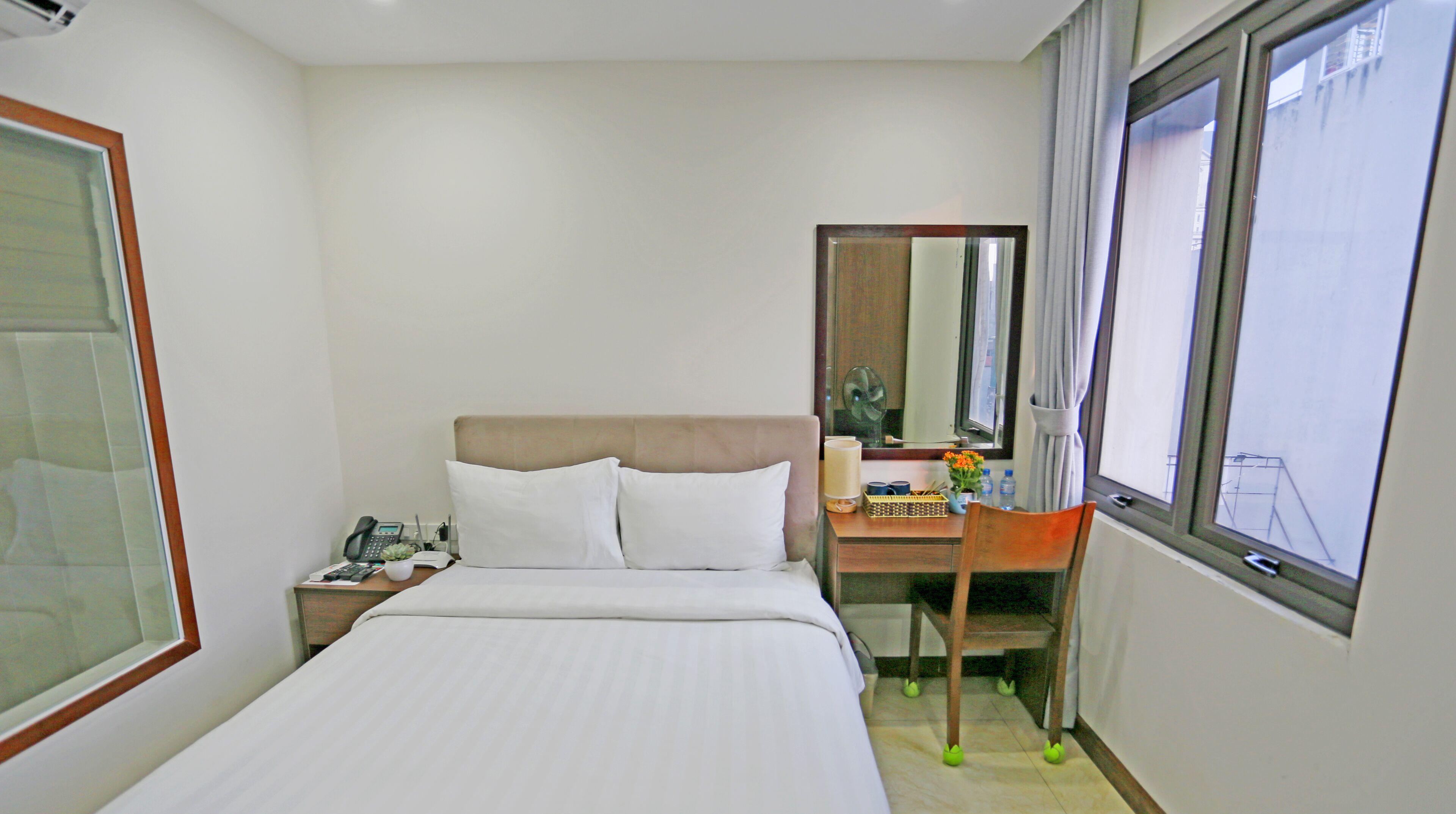 K Business 1 Hotel My Dinh 미딩 — Photos 1